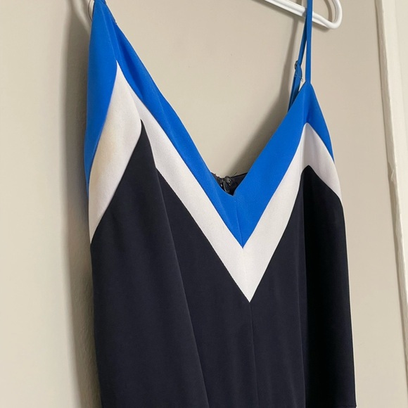 Banana Republic jumpsuit, Size 2 - Picture 4 of 6